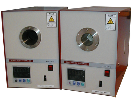 Schwarzstrahler Kalibrator für eine Vielzahl an Anwendung. Das robuste Messgerät ist mit Fixpunktstrahlern erhältlich.